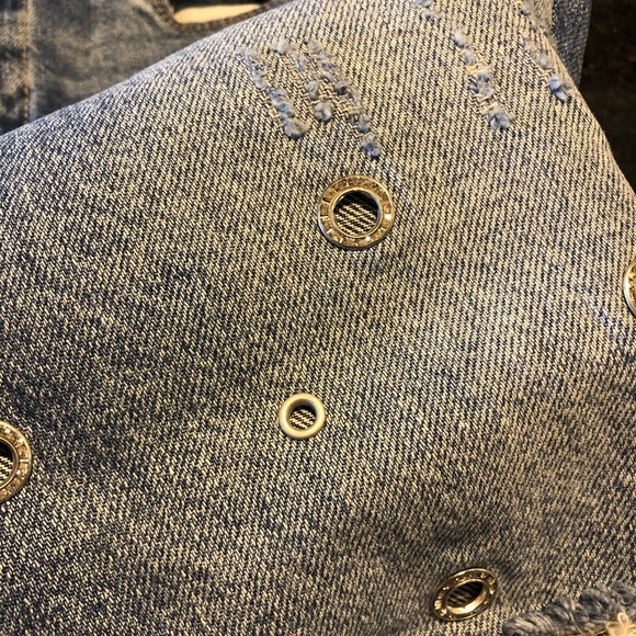 High Rise Distressed Jeans with Grommets - Picture 6 of 12